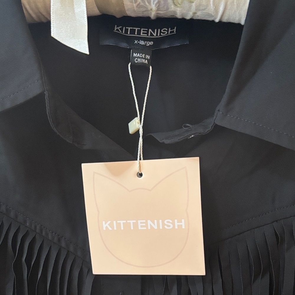 Kittenish Fringe Button Down- NWT! - Picture 3 of 10